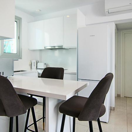 Phaedrus Living - Seaside Executive Flat Harbour 202 Apartment Paphos Exterior photo